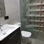בית הארחה Casa Carol